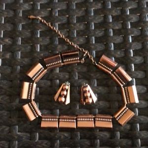 Vintage copper necklace and earrings.